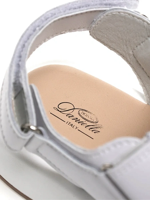 Женские сандалии Donna Daniella  белые, артикул 41-BKE17-15-112-1