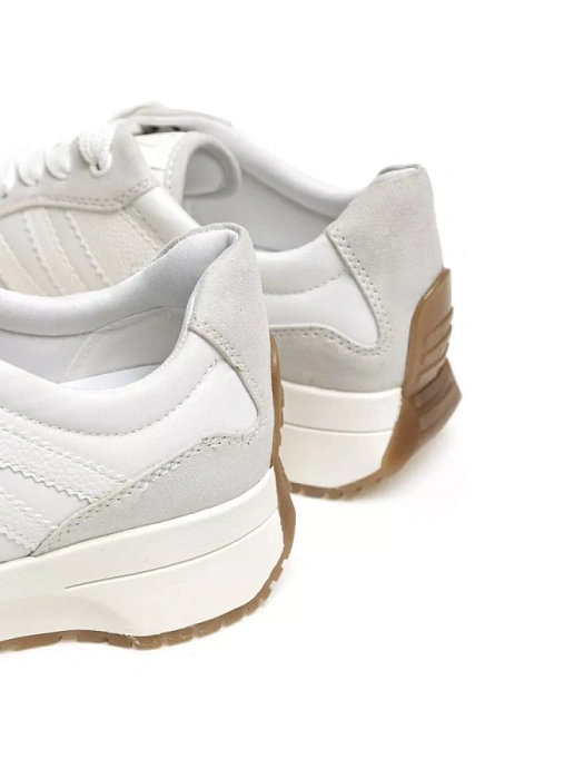 Женские кроссовки MARCO TOZZI белые, артикул 2-23748-42-197