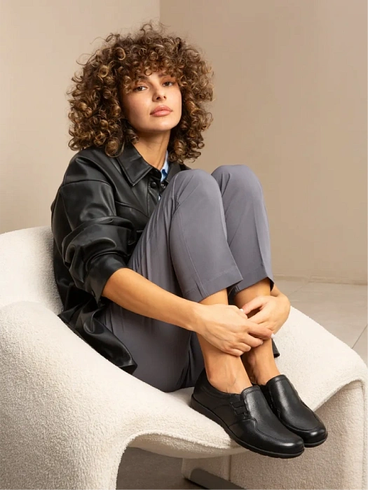 Женские туфли CAPRICE черные, артикул 9-24752-45-022