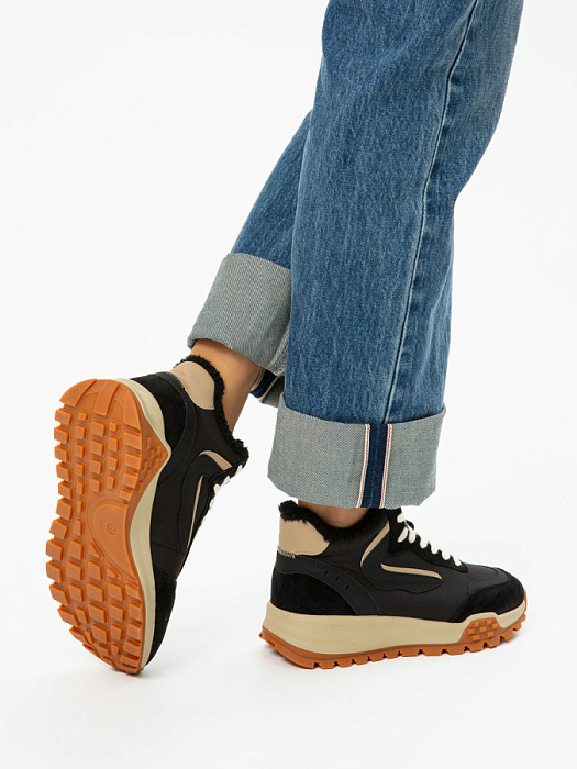 Женские кроссовки Donna Daniella  черные, артикул 42-DBE14-13-101