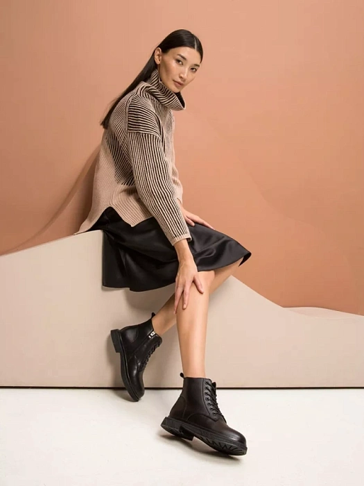 Женские ботинки basic Donna Daniella  черные, артикул DJ003-010