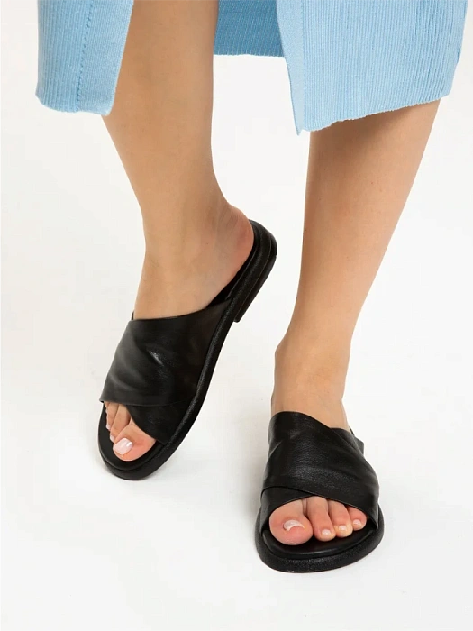 Женские шлепанцы eObuv черные, артикул D24YT-2290