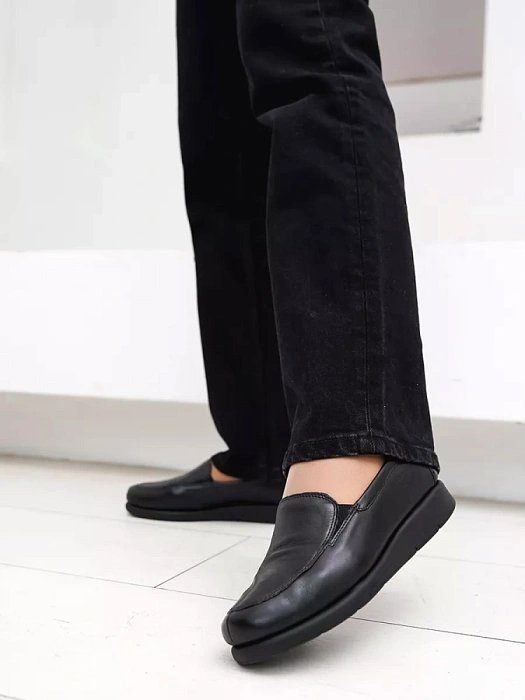 Женские слипоны eObuv черные, артикул 9-74750-41-022