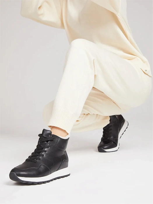 Женские ботинки basic Donna Daniella  черные, артикул NU412-031