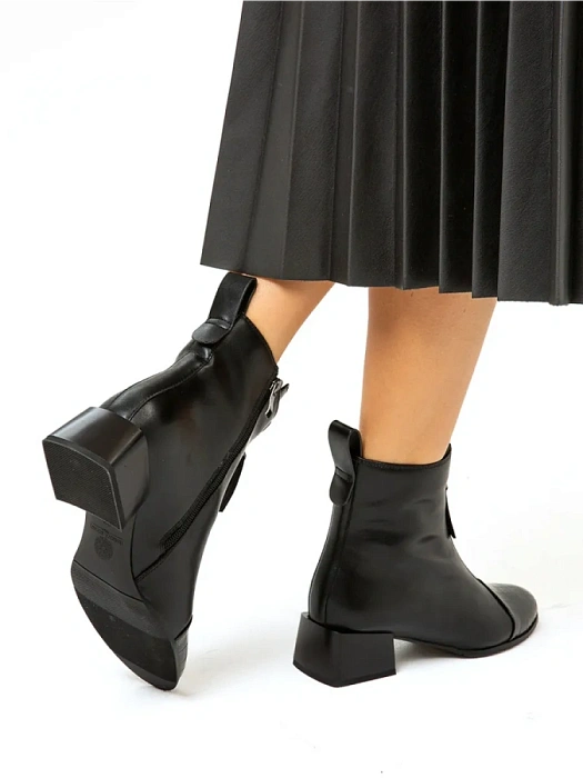 Женские ботинки FEDERICA RODARI черные, артикул 7E-3C864-6