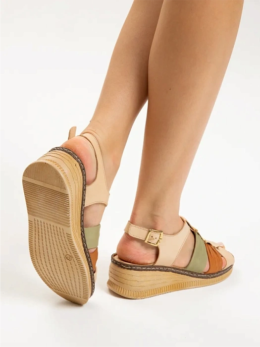 Женские босоножки  eObuv бежевые, артикул D25YS-2545