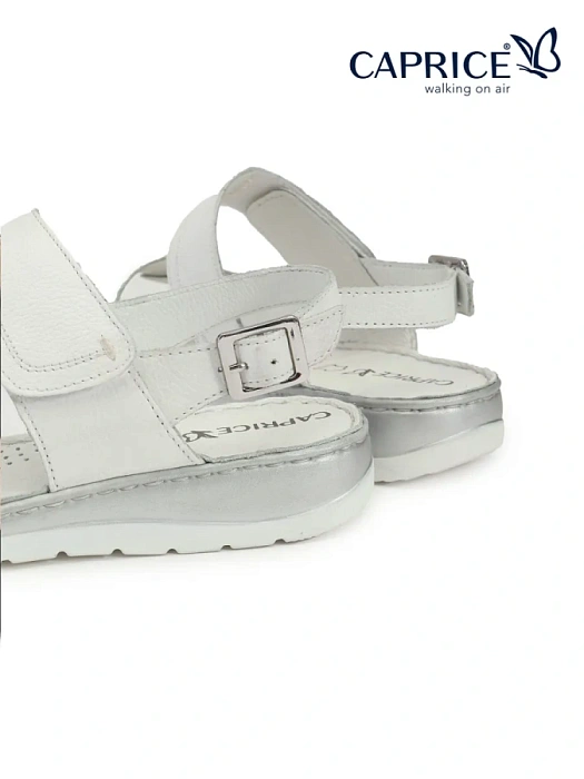 Женские сандалии CAPRICE белые, артикул 9-28153-42-102