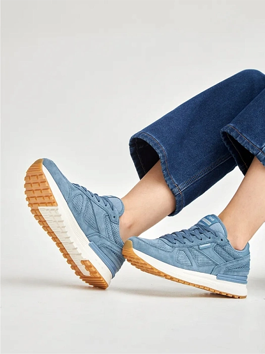 Женские кроссовки STROBBS голубые, артикул F7530-10