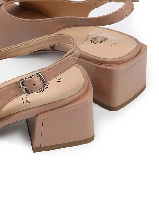 Женские босоножки  FEDERICA RODARI бежевые, артикул 17E-H998-L1470-3Y