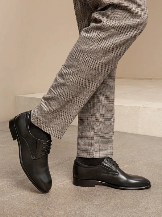 Мужские туфли BRUNO RENZONI  черные, артикул 24242-457-C515