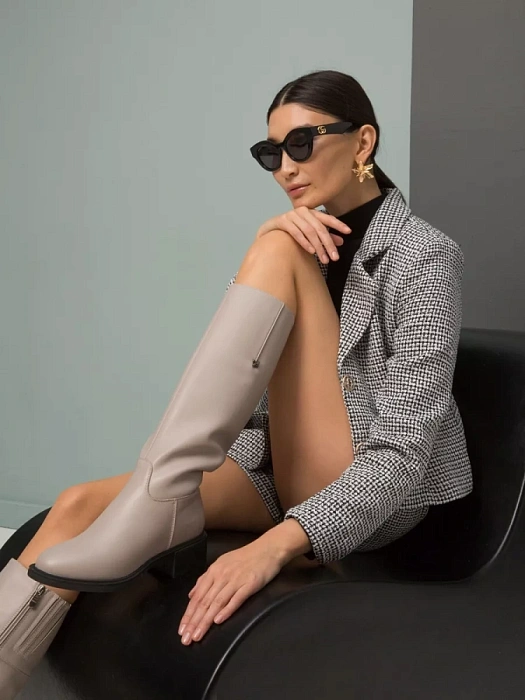 Женские сапоги basic Donna Daniella  бежевые, артикул RQ307-010