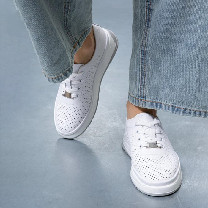 Женские туфли eObuv белые, артикул DL-S25-HML3-243601-1