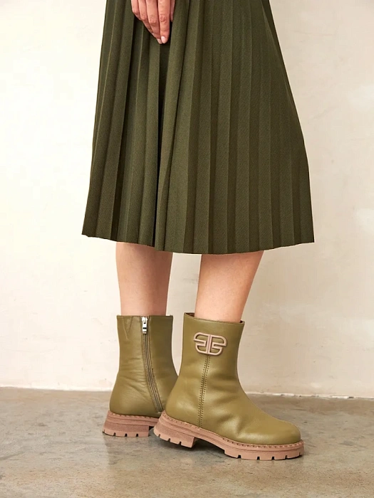 Женские полусапоги Donna Daniella  зеленые, артикул 32W10-59-106Z