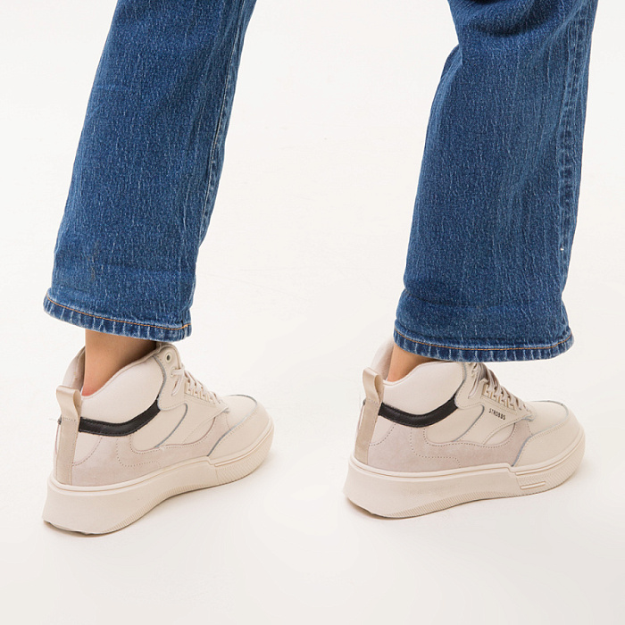 Женские ботинки basic STROBBS бежевые, артикул F8456-16