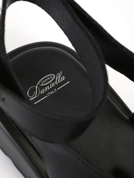 Женские сандалеты basic Donna Daniella  черные, артикул 51-BKE26-65-101