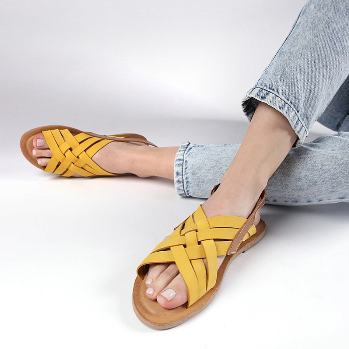 Женские сандалии Donna Daniella  желтые, артикул EAD13_2473_OCRE-LBROWN 