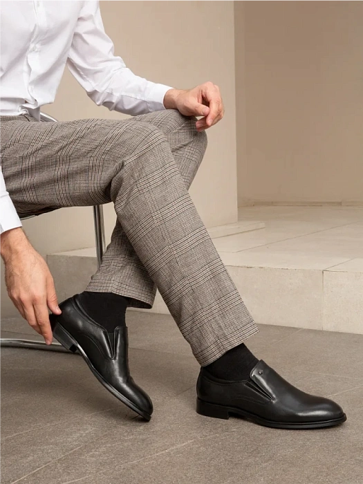 Мужские туфли BRUNO RENZONI  черные, артикул 24252-5-C515