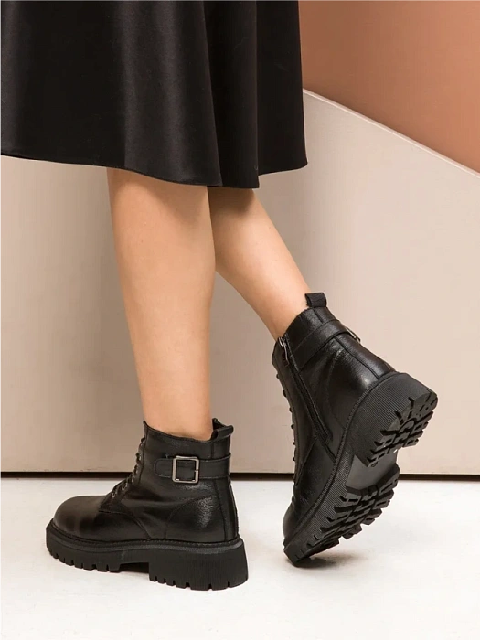 Женские ботинки basic Donna Daniella  черные, артикул 32W10-4-101Z