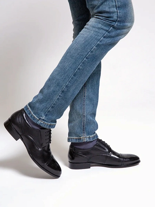 Мужские туфли BRUNO RENZONI  черные, артикул 5526A-707A