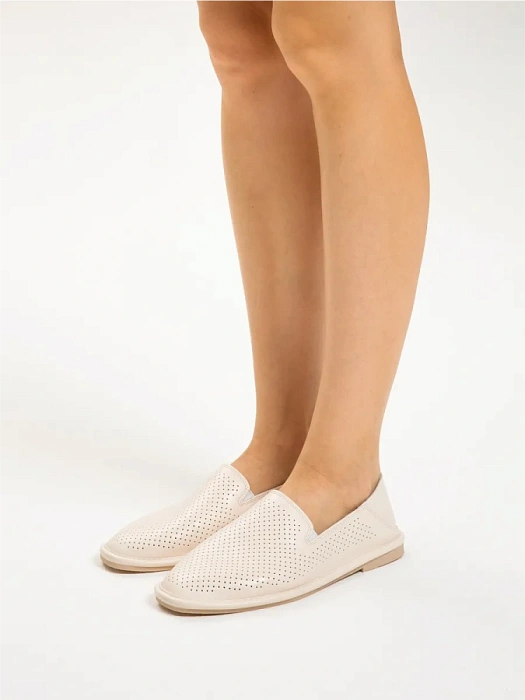 Женские слипоны SOFIA-ALEXANDRA бежевые, артикул 51-TPO1-18-111