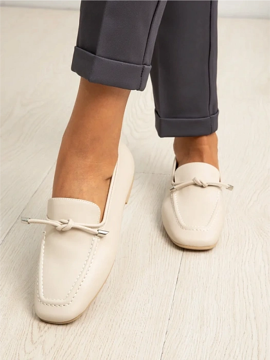 Женские лоферы FEDERICA RODARI бежевые, артикул 43E-S1683-Z37978-2