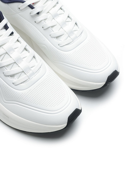 Мужские кроссовки FILA белые, артикул 123289-00