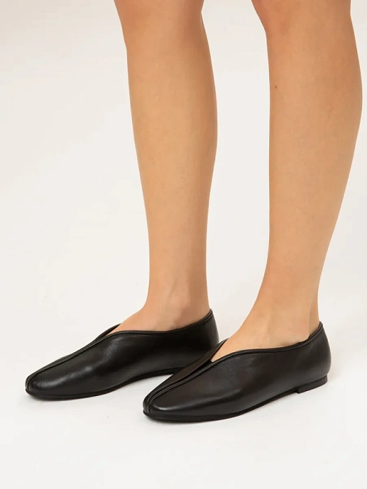 Женские туфли SOFIA-ALEXANDRA черные, артикул 38E-HF1234-B1247D4