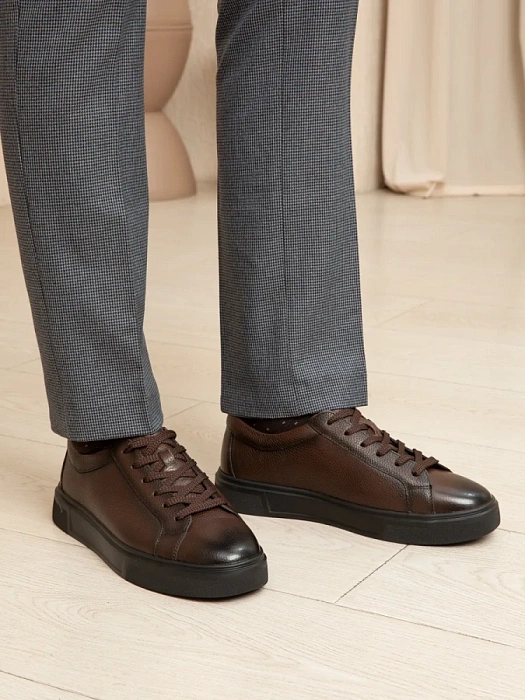 Мужские кеды BRUNO RENZONI  коричневые, артикул 523020-116