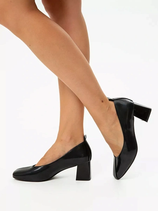 Женские туфли лодочки basic Donna Daniella  черные, артикул 42-TME27-54-501