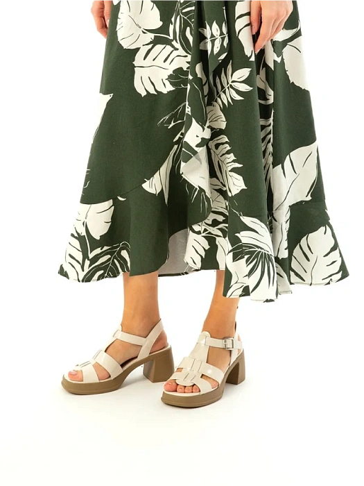 Женские босоножки  Donna Daniella  белые, артикул 41-BME26-15-512-1