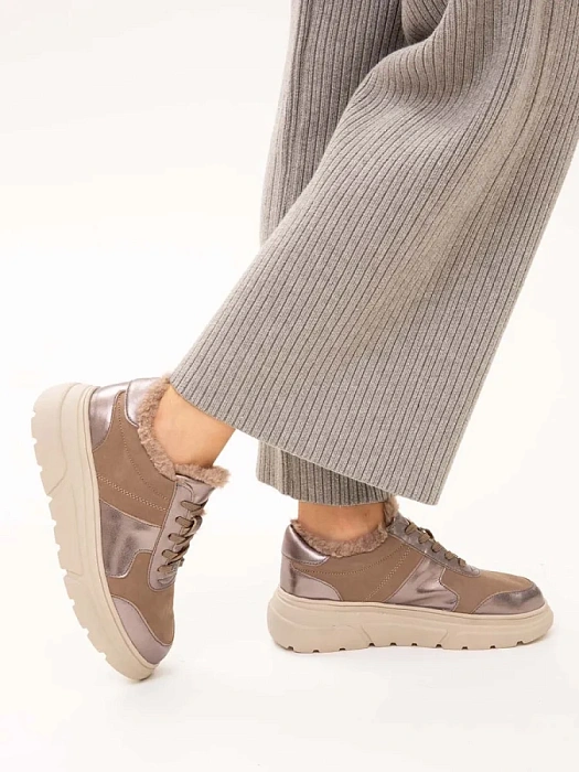 Женские кроссовки CAPRICE бежевые, артикул 9-23704-41-345