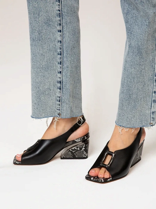 Женские босоножки  SOFIA-ALEXANDRA черные, артикул SA20559-WL