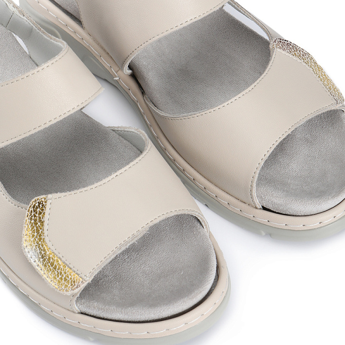 Женские сандалии Donna Daniella  молочные, артикул 51-BKE6-12-111