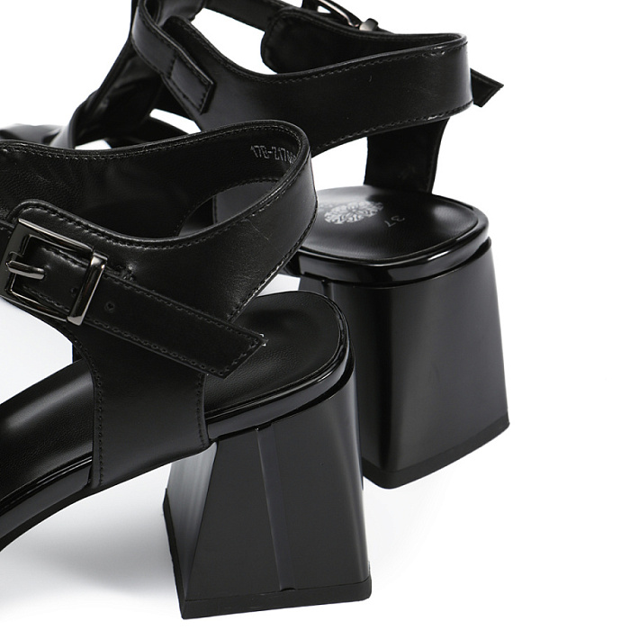 Женские босоножки  FEDERICA RODARI черные, артикул 17E-Z17668-F01-2Q