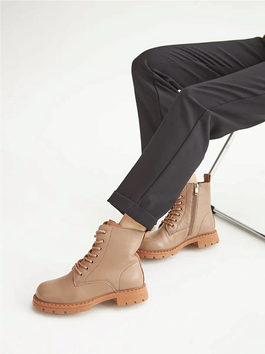 Женские берцы Donna Daniella  бежевые, артикул DH-W24-WLM3-5992-2