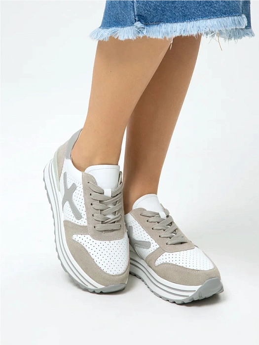 Женские кроссовки Donna Daniella  серые, артикул 41-KZE28-4-105-1