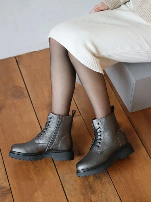 Женские ботинки Donna Daniella  серые, артикул AC025-011