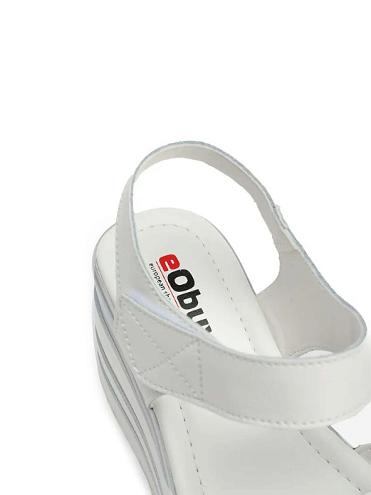 Женские босоножки  eObuv белые, артикул 507801-7