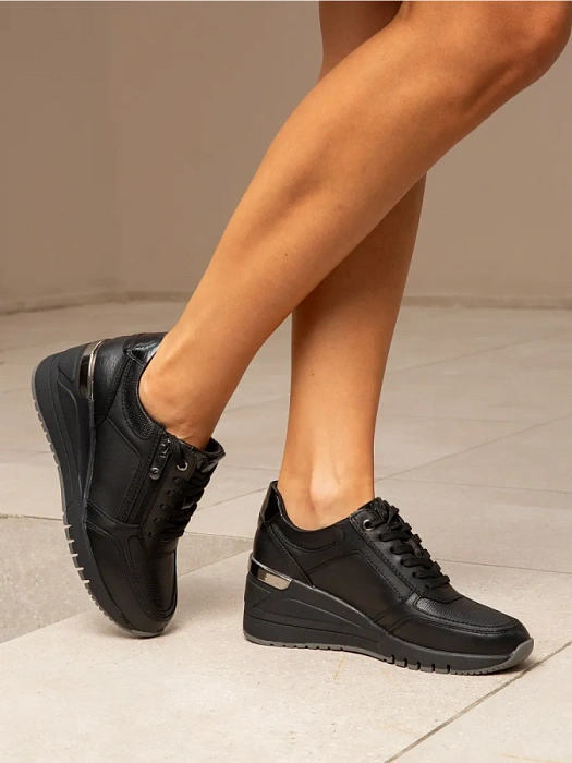 Женские кроссовки MARCO TOZZI черные, артикул 2-23702-45-098