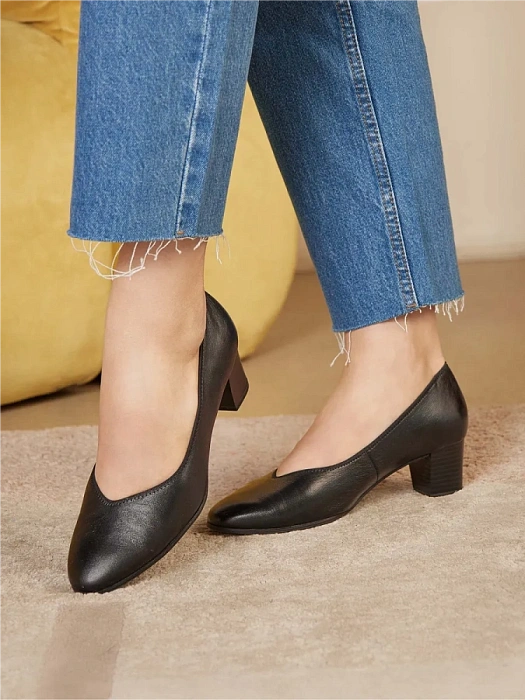 Женские туфли лодочки basic CAPRICE черные, артикул 9-22301-43-022