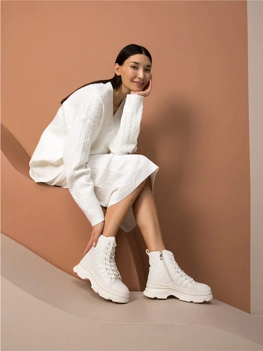 Женские ботинки basic FEDERICA RODARI белые, артикул 42E-375-46B