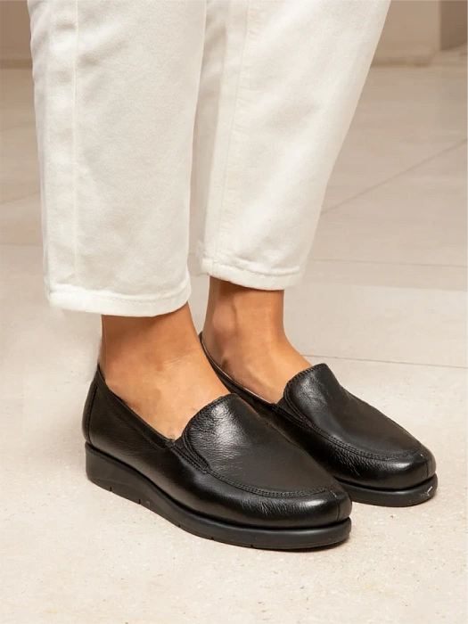 Женские туфли CAPRICE черные, артикул 9-24750-41-02B