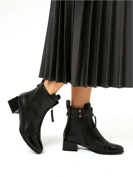 Женские ботинки FEDERICA RODARI черные, артикул 7E-3C864-6