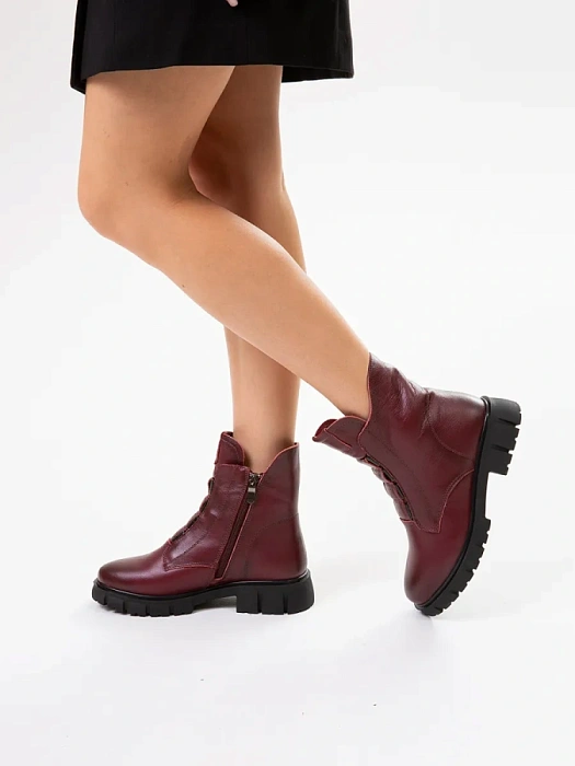 Женские ботинки Donna Daniella  бордовые, артикул C1039-012