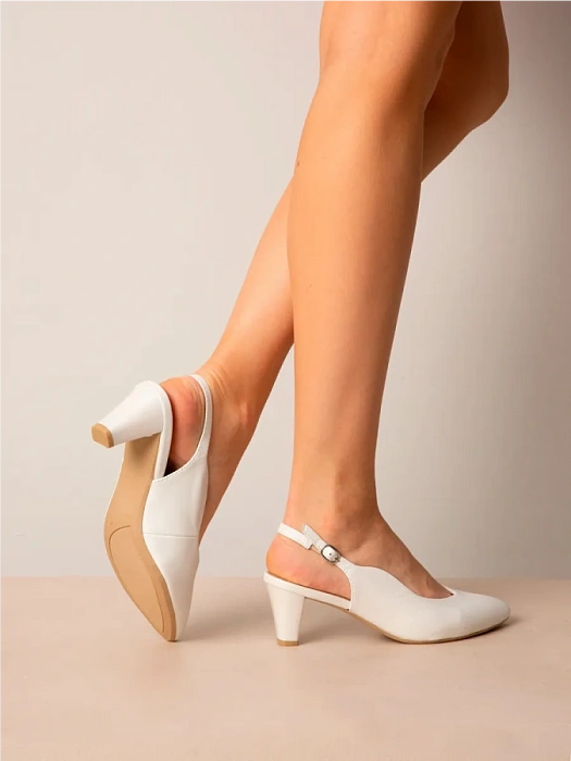 Женские слингбэки CAPRICE белые, артикул 9-29603-44-139