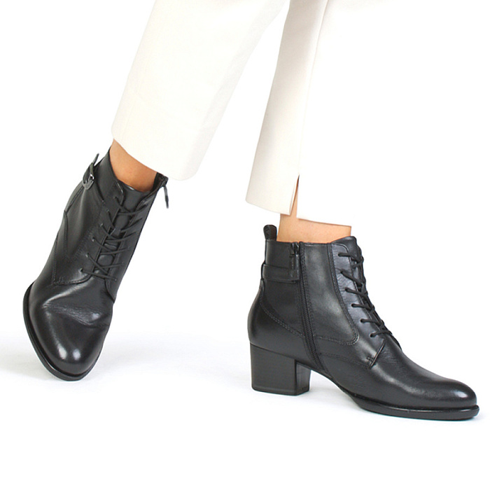 Женские ботинки basic TAMARIS черные, артикул 1-1-25118-27-901_BLACK