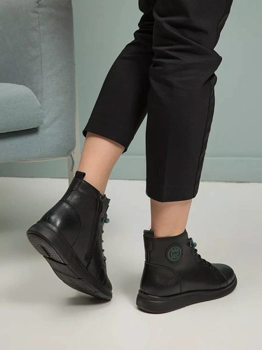 Женские ботинки basic Donna Daniella  черные, артикул AC087-010