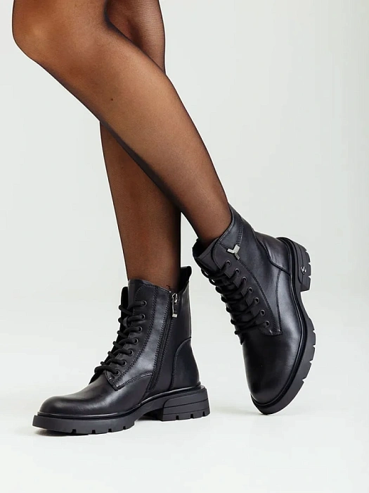 Женские ботинки SOFIA-ALEXANDRA черные, артикул 44E-3469-92ZM