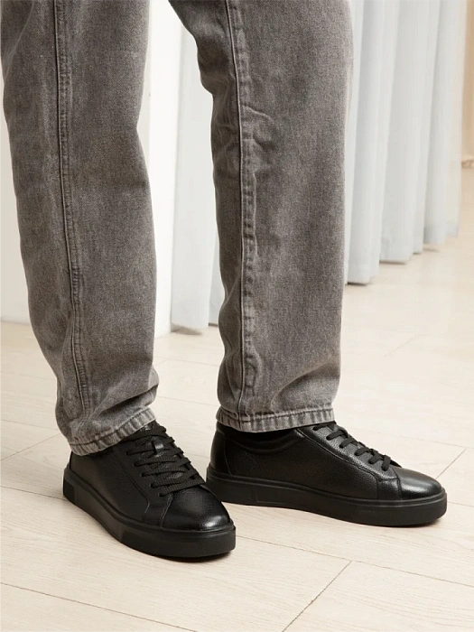 Мужские кеды BRUNO RENZONI  черные, артикул 523020-110