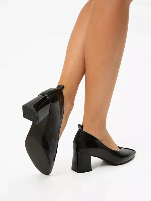 Женские туфли лодочки basic Donna Daniella  черные, артикул 42-TME27-54-501